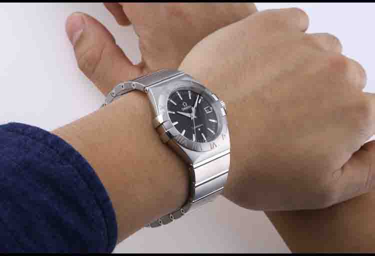 维护欧米茄手表（图）