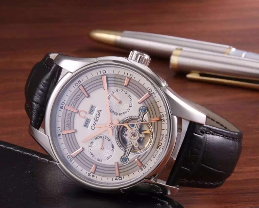 欧米茄手表表带发黄怎么办？（表带发黄的解决方法）