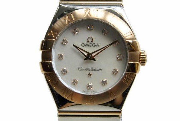 欧米茄手表走停：科学与地理的交汇