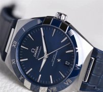 解锁时间艺术：欧米茄手表表盘生锈的优雅修复秘籍